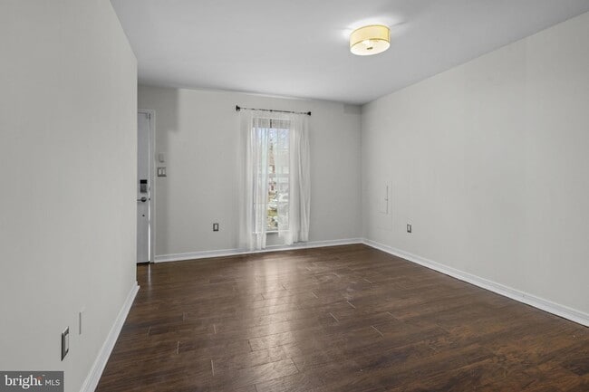 Building Photo - 3743 8th St