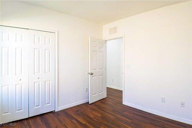Building Photo - 3309 Armstrong Ct