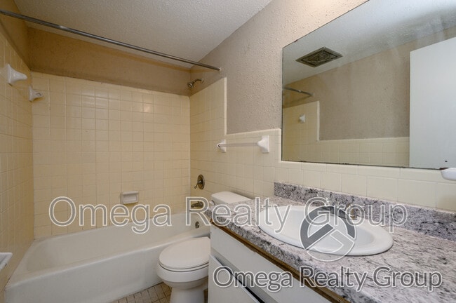 Building Photo - 4724 S Court St