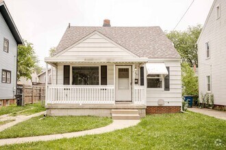 Building Photo - Beautifully Remodeled Three Bedroom Home F...