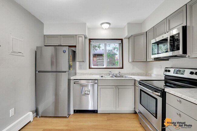 Building Photo - 430 Schodde St