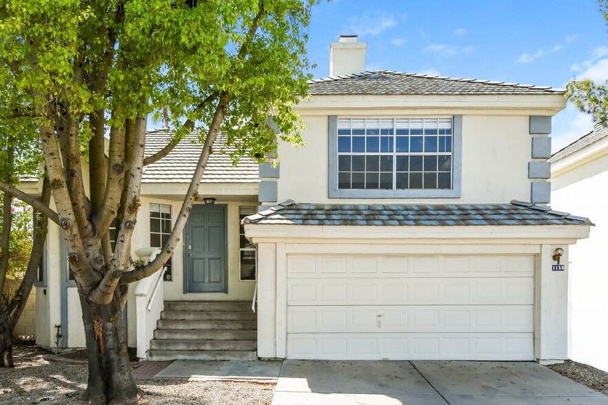 Primary Photo - 1158 N Florence Dr