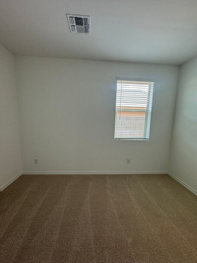 Building Photo - Brand new home in Vistancia/ $500 off move in by 11-1-2025 ***