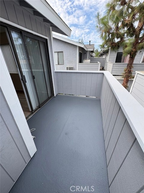 Building Photo - 1210 Sharon Cir