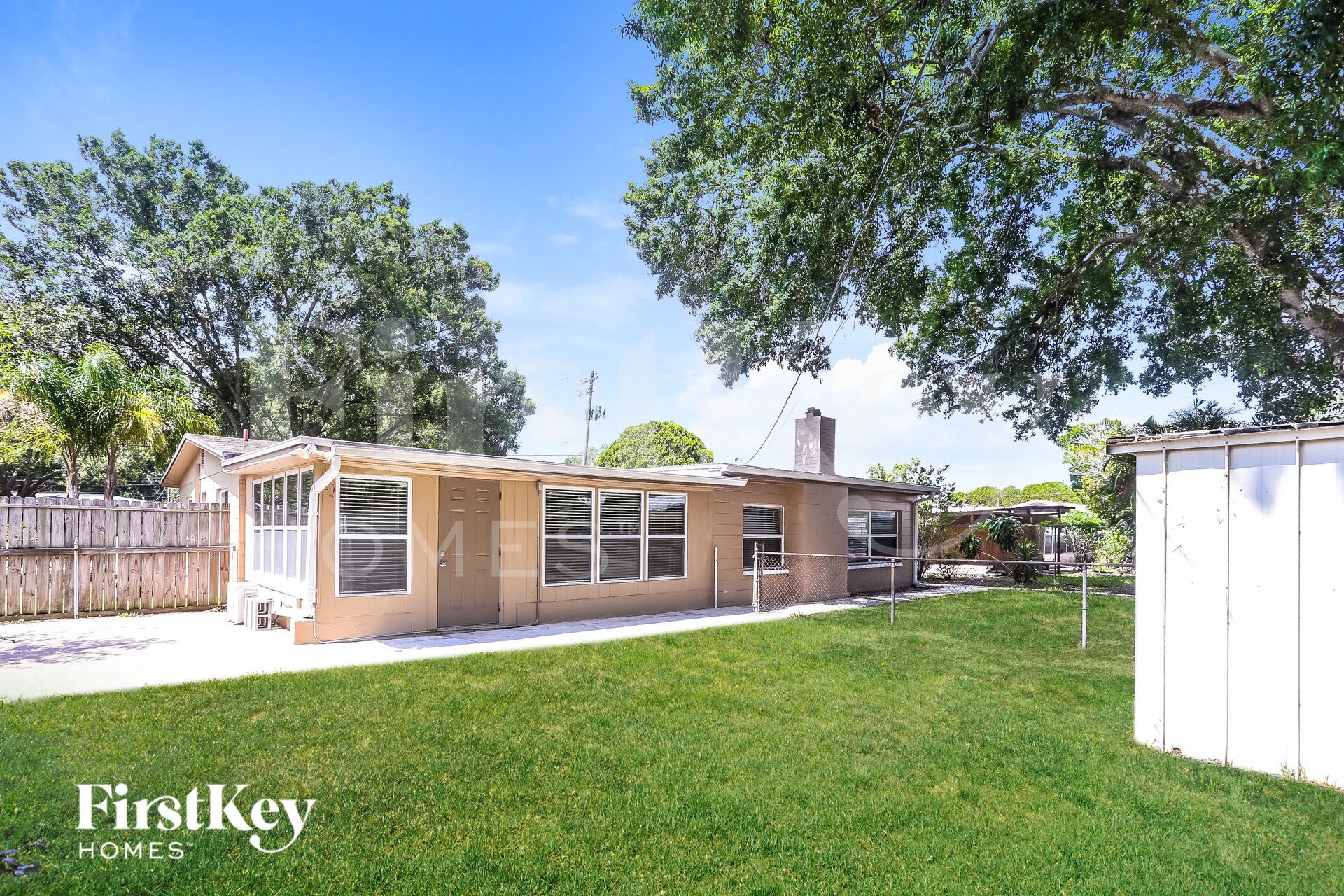 Building Photo - 5425 13th Ave N