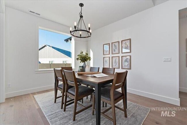 Building Photo - Newer 3-Bedroom in Star