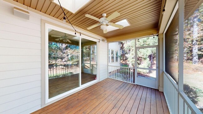 Building Photo - 11052 Preservation Park Dr