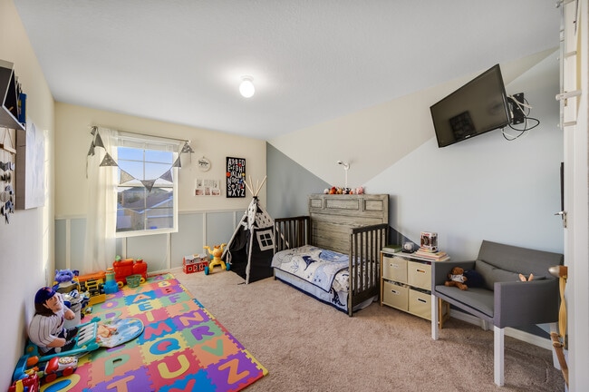 Building Photo - 10530 Whispering Hammock Dr