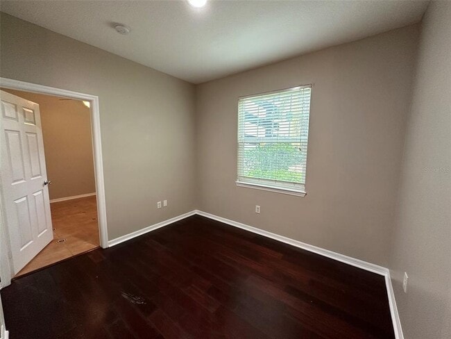 Building Photo - 1910 E Palm Ave