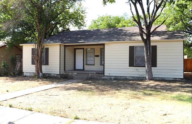 Primary Photo - 6415 Latta St