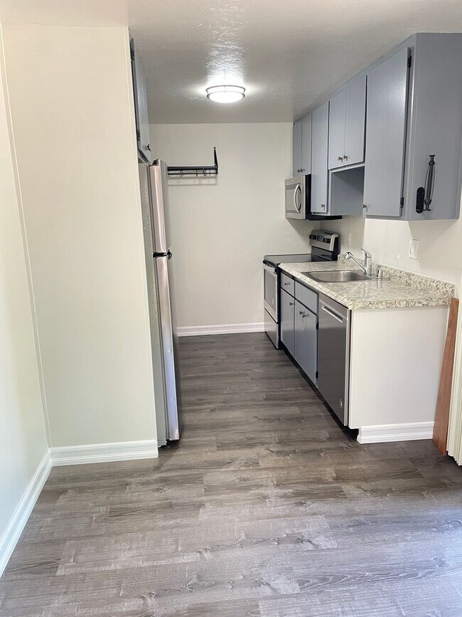 Building Photo - 00590