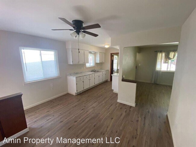 Building Photo - 3 br, 2 bath House - 8520 Continental