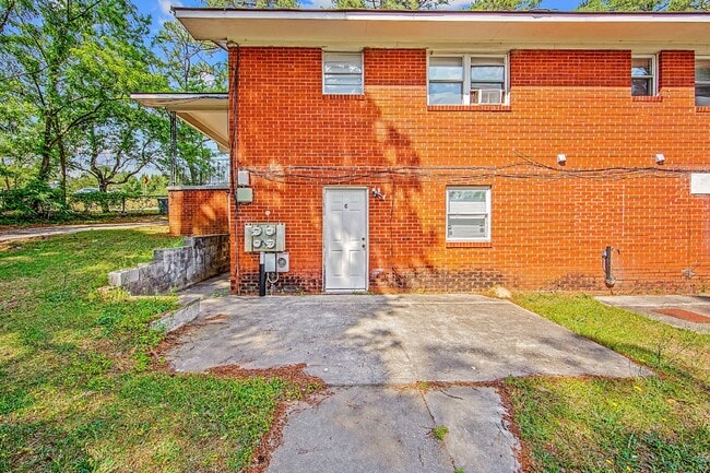 Building Photo - 1 Bedroom Affordable Nest