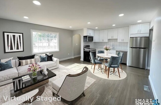 Building Photo - 270 East St