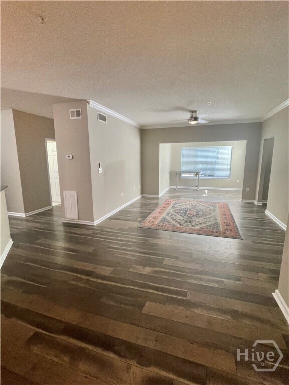 Building Photo - 2207 Walden Park Dr