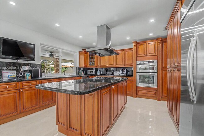 Building Photo - 7230 SW 104th St