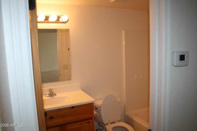 Building Photo - 5920 Thunder Ridge Rd