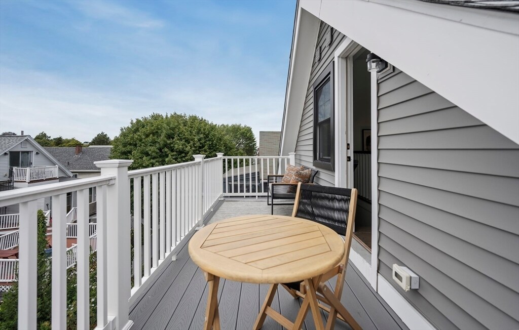 Building Photo - 62 Governor Winthrop Rd