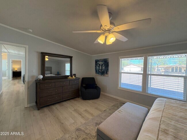 Building Photo - 147 Earl Dr