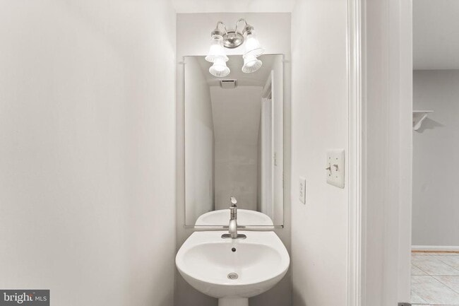 Building Photo - 4339 Runabout Ln