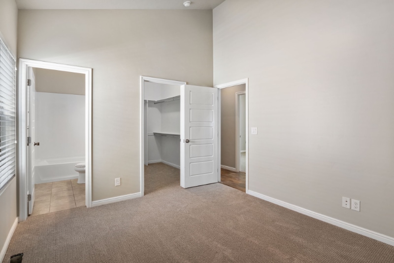 Building Photo - 4918 W Beach Comber Way