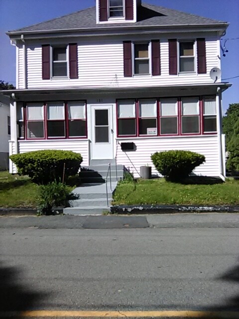 Primary Photo - 101 Crapo St