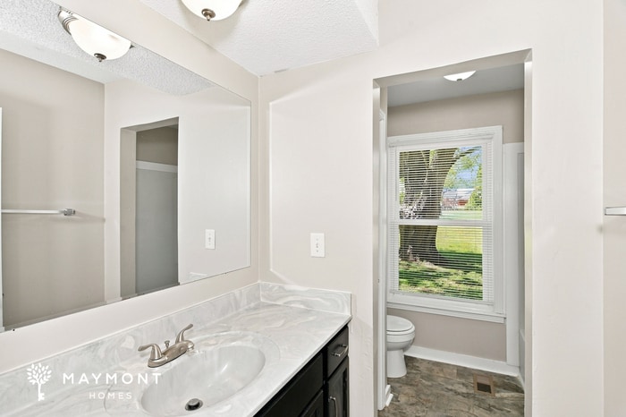Building Photo - 405 Lillie Belle Ln