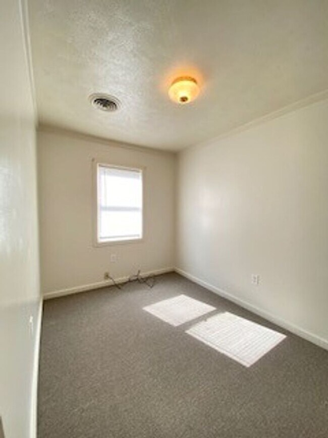 Building Photo - Big Value At An Affordable Rate - Water In...