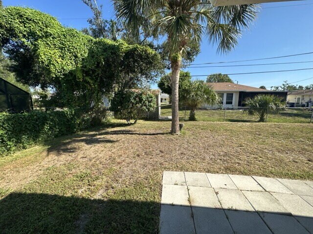Building Photo - Spacious 2-Bed, 2-Bath Home in Venice with...