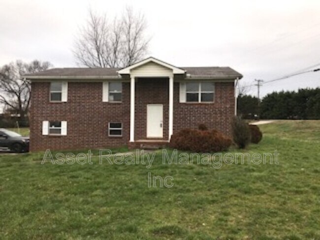 Building Photo - 1685 Meadow Spring Dr