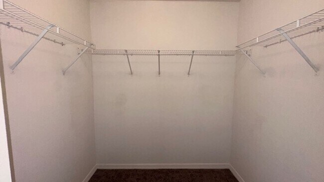 Building Photo - 4/3.5 home located at Randa Ridge!!!