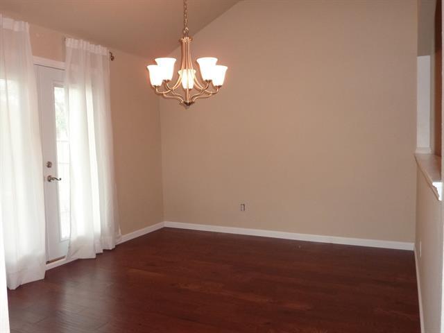 Building Photo - 1218 Sage Dr