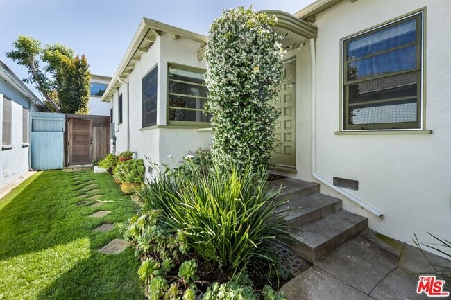 Building Photo - 1340 Grant St