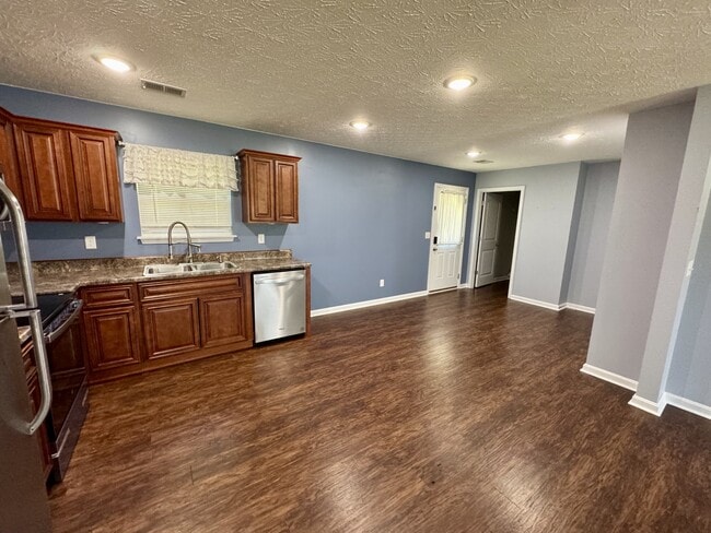 Building Photo - 119 McGowan Ave