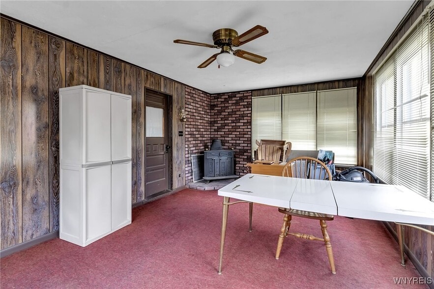 Building Photo - 5232 Genesee St