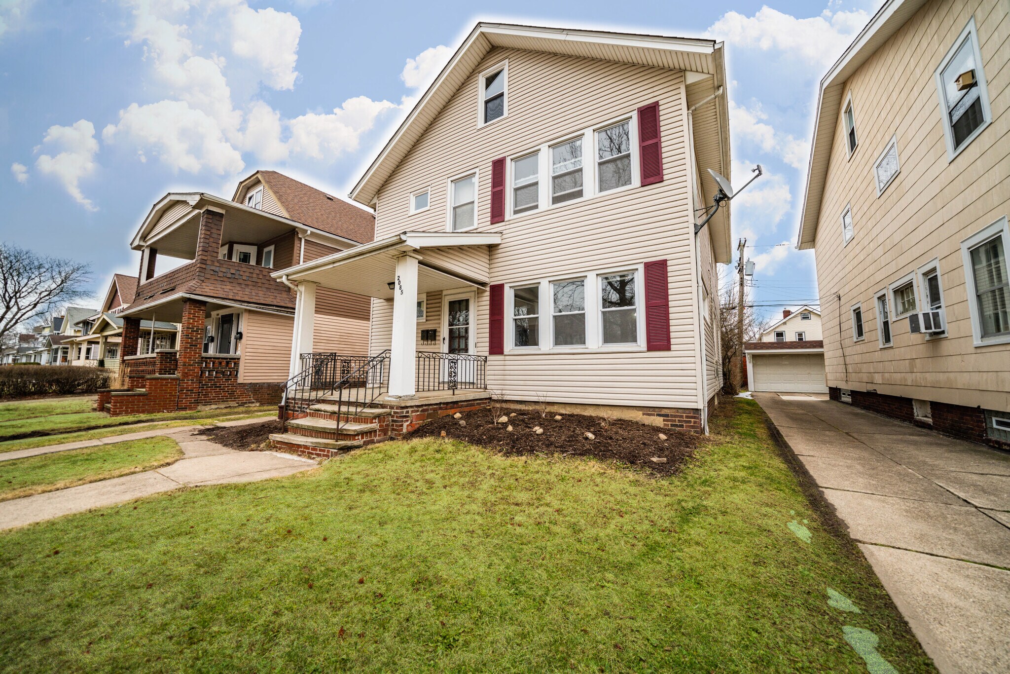 Building Photo - 2085 Marlowe Ave