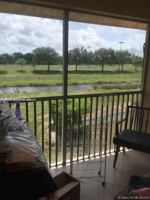 Building Photo - 1063 Coral Club Dr