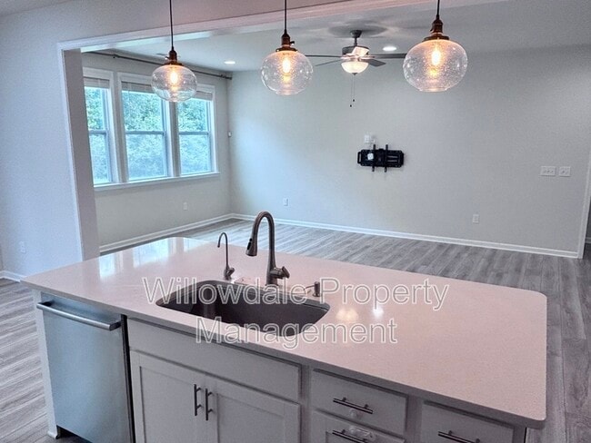 Building Photo - 1020 Garrow Dr