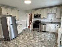 Building Photo - 29 Nesbit Ave