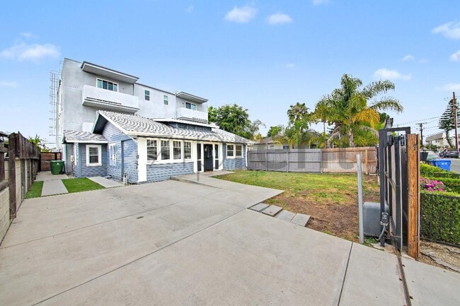 Building Photo - 5717 Fair Ave