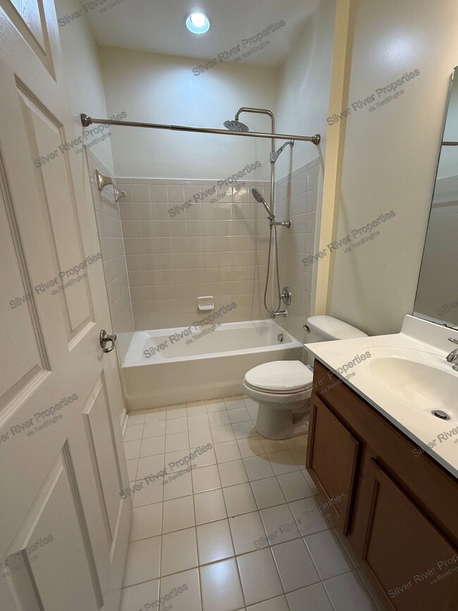 Building Photo - 951 Hall Station Dr