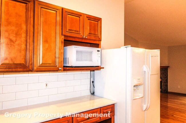 Building Photo - 13609 46th Ave SE