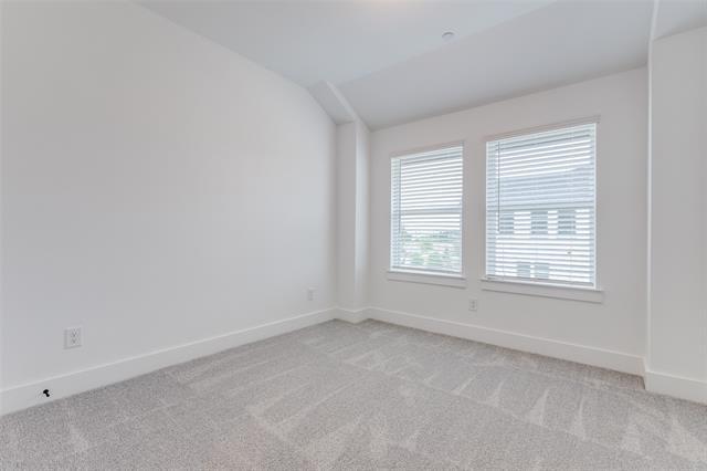 Building Photo - 851 Lennox Dr