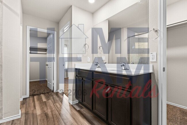 Building Photo - 2350 Bufflehead Dr