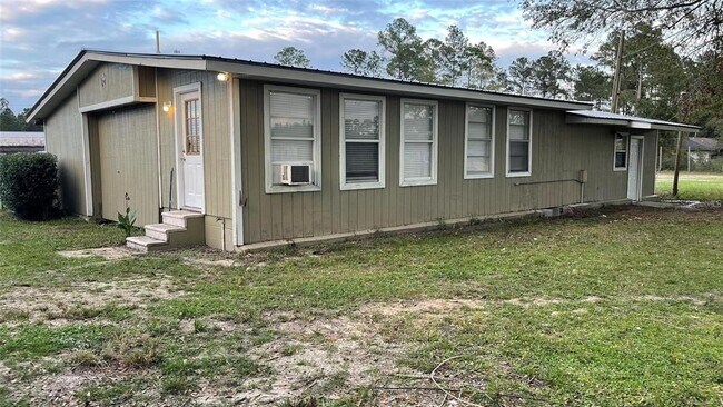 Building Photo - 6191 SE 200th Way