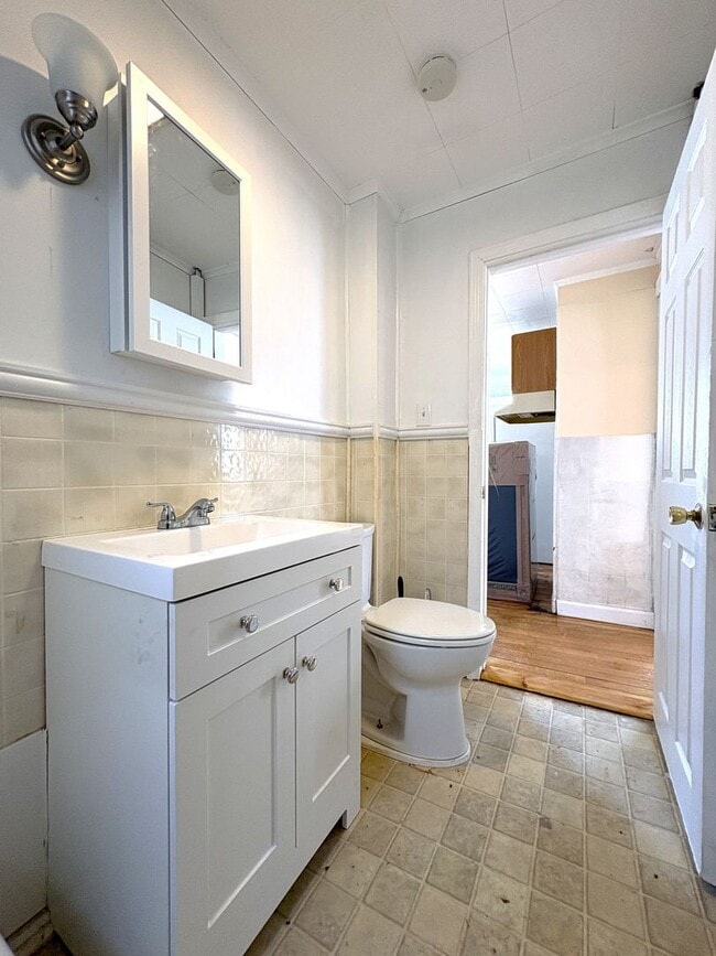 Building Photo - 21-27 Clare St, Lowell