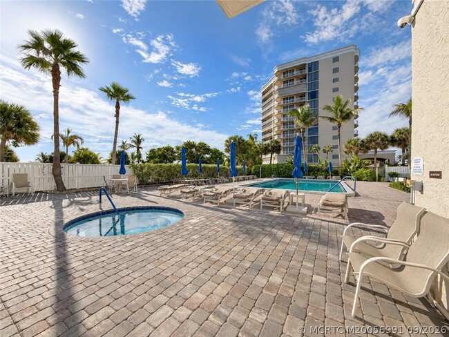 Building Photo - 3100 N Hwy A1A
