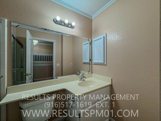 Building Photo - Fresh Clean & Upgraded 3 Bedroom in Rocklin!