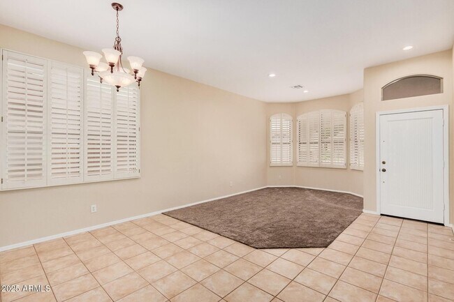Building Photo - 6516 W Matilda Ln