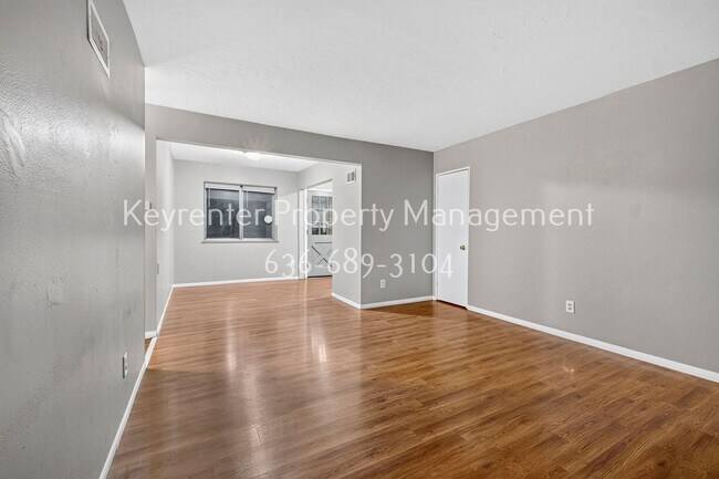 Building Photo - 7405 Olian Dr